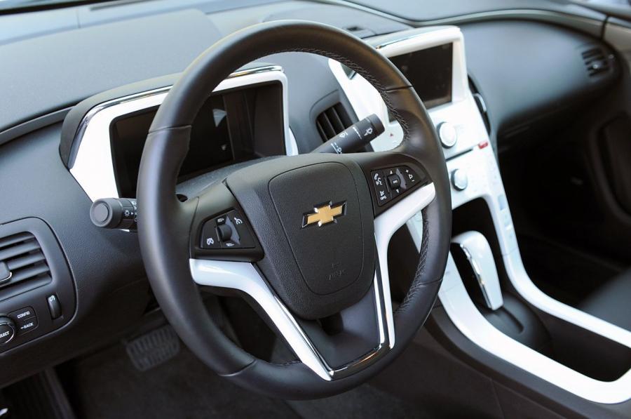 Chevrolet Volt 2011 года  (фото 77 из 356)